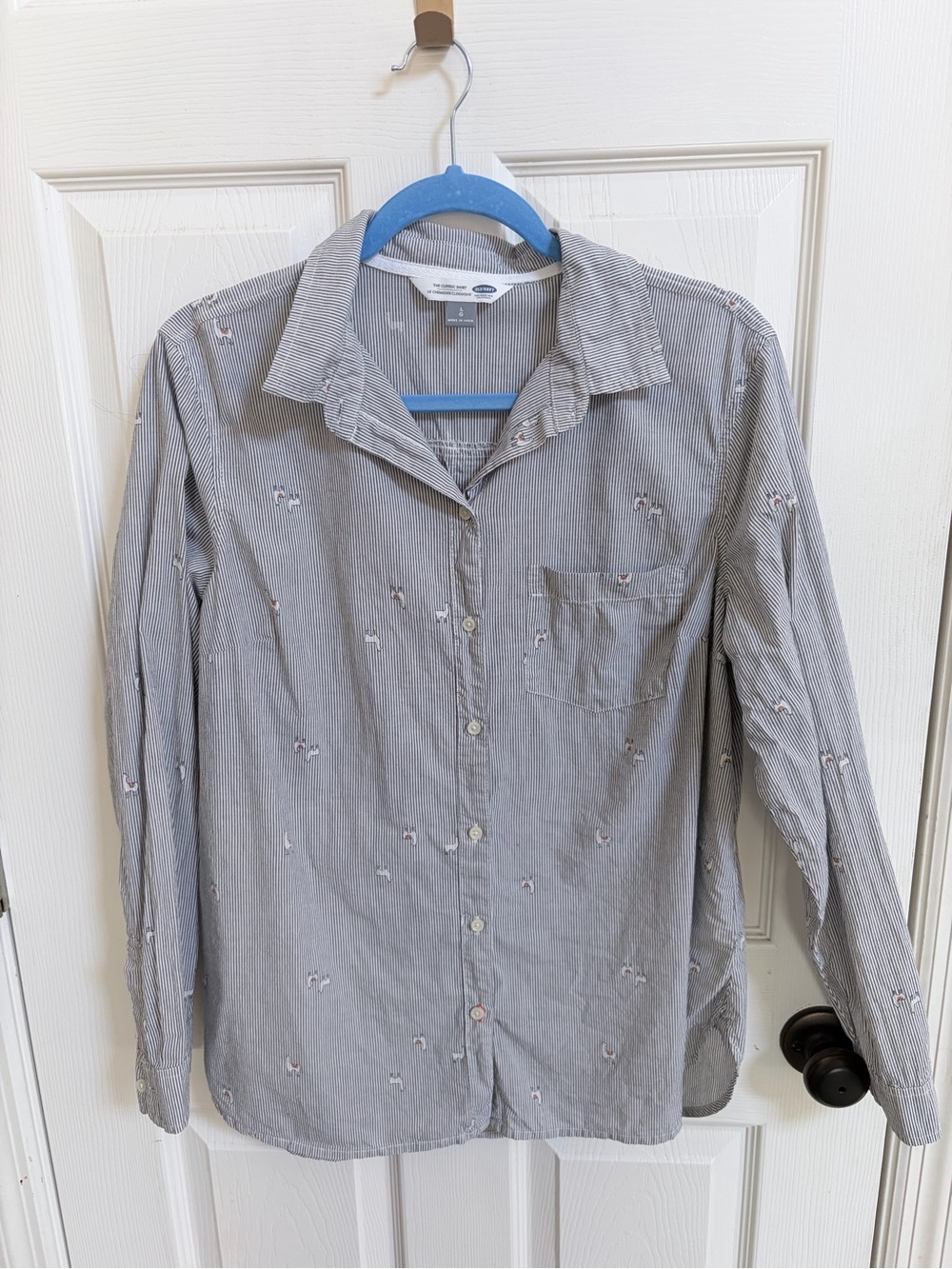 Old Navy Gray Striped Button-Down Shirt with Tiny llamas